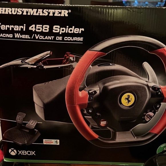 Thrustmaste 458 Ferrari Racing Wheel - Picture 1 of 4